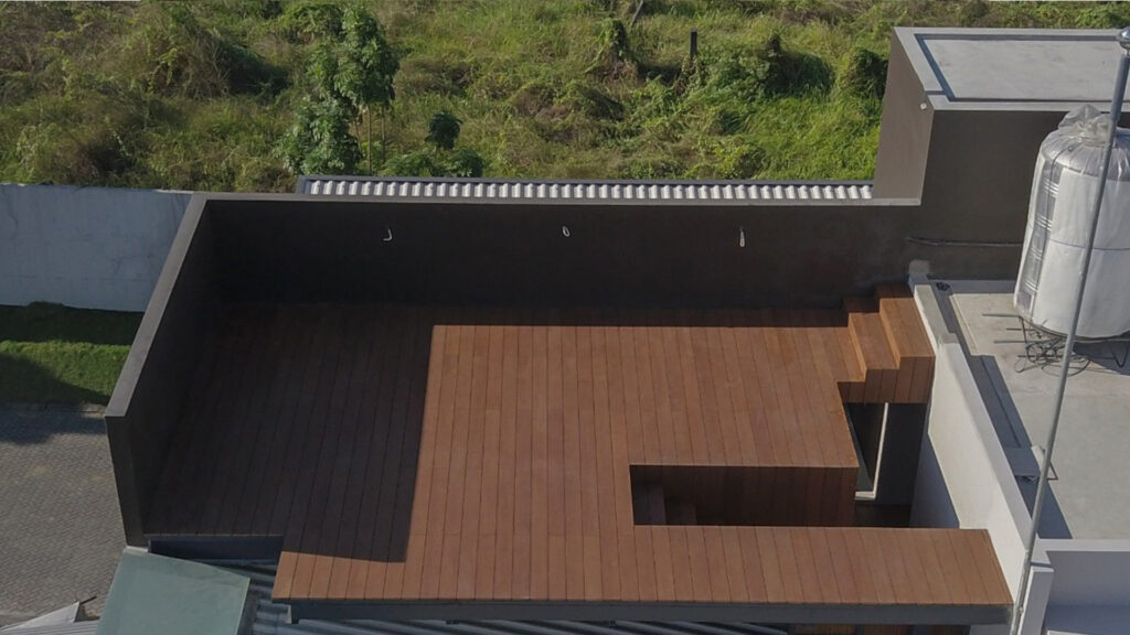 DECKING (3)